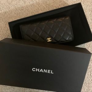 Chanel L_YEN wallet
